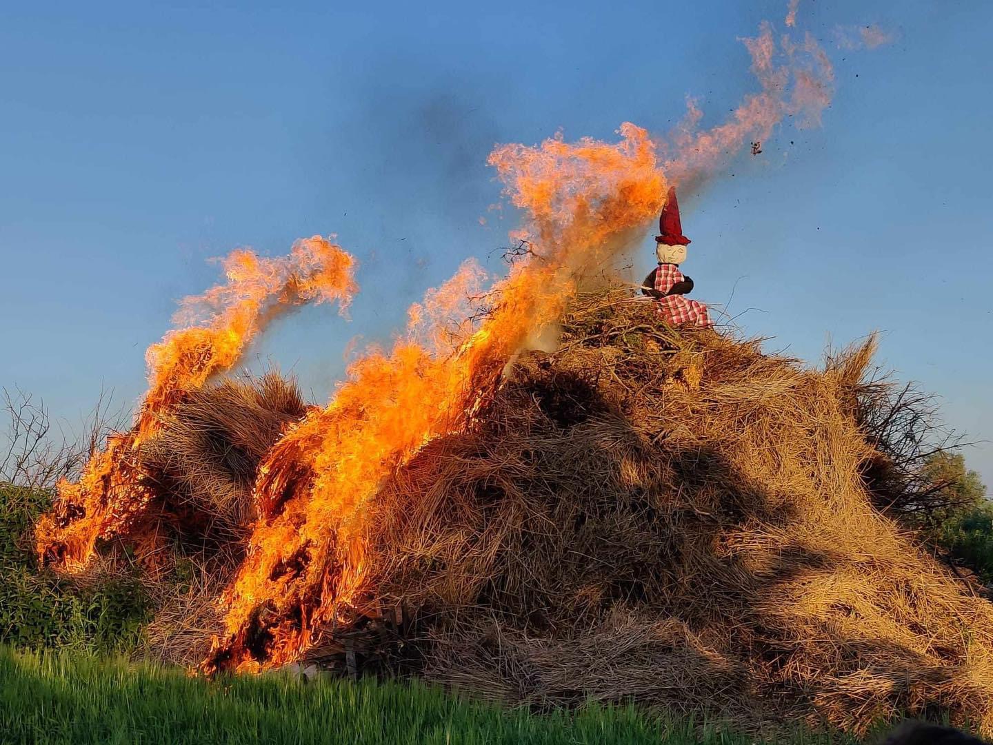 Mittsommerfeuer